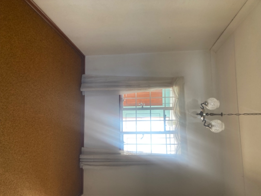 To Let  Bedroom Property for Rent in Cotswold Eastern Cape